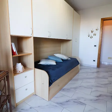 Casa Zara A Апартаменти